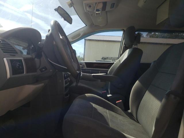 Photo 7 from auction – 2010 CHRYSLER TOWN & COU with VIN 2A4RR5D17AR348036