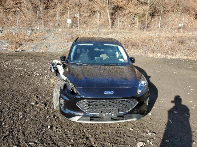 Photo 5 from auction – 2021 FORD ESCAPE SE with VIN 1FMCU9G69MUB16114