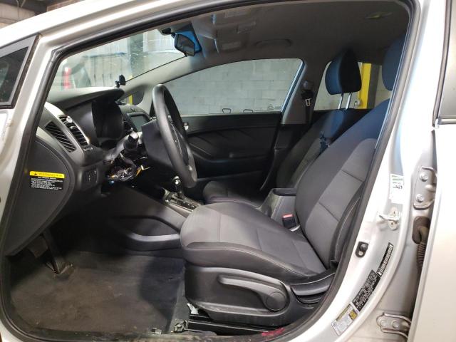 Photo 7 from auction – 2018 KIA FORTE LX with VIN 3KPFL4A75JE176670