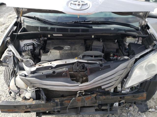 Photo 12 from auction – 2011 TOYOTA SIENNA XLE with VIN 5TDYK3DC2BS034878