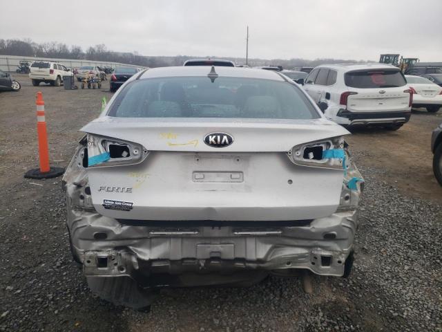 Photo 6 from auction – 2015 KIA FORTE LX with VIN KNAFK4A61F5408773