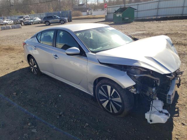 Photo 4 from auction – 2022 NISSAN ALTIMA SV with VIN 1N4BL4DV9NN317062