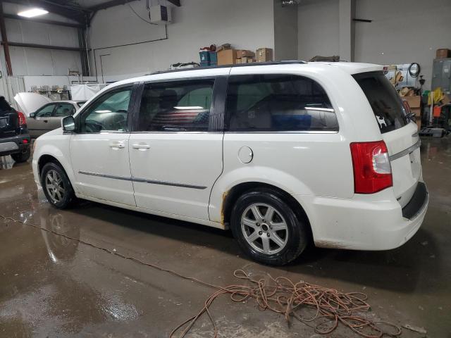 Photo 2 from auction – 2011 CHRYSLER TOWN & COU with VIN 2A4RR5DG5BR702769