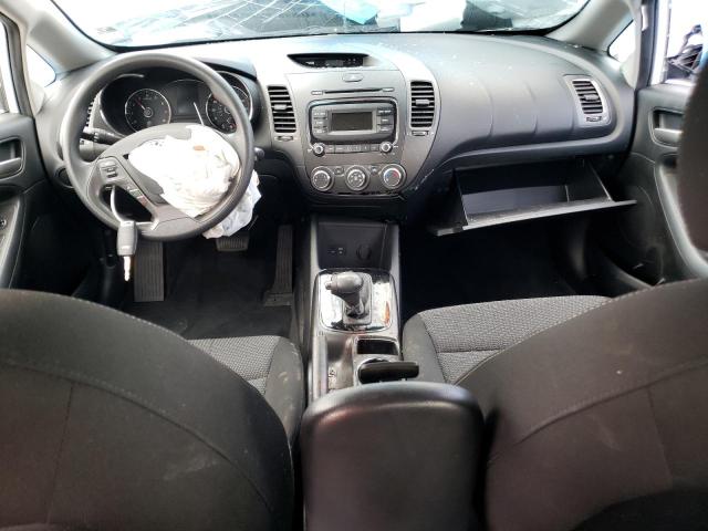 Photo 8 from auction – 2017 KIA FORTE LX with VIN 3KPFK4A70HE083231