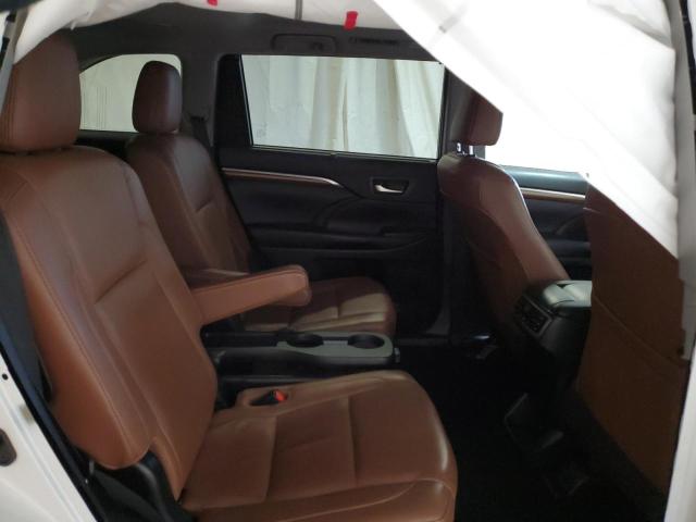 Photo 11 from auction – 2019 TOYOTA HIGHLANDER with VIN 5TDDZRFH5KS981757