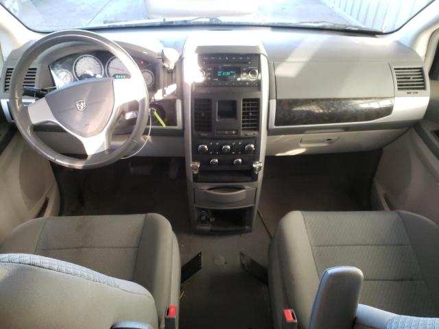 Photo 8 from auction – 2010 DODGE GRAND CARA with VIN 2D4RN5D17AR406201