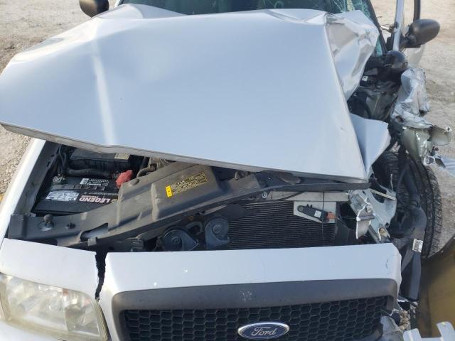 Photo 11 from auction – 2007 FORD CROWN VICT with VIN 2FAHP71W67X156796