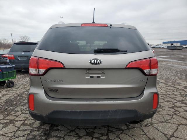 Photo 6 from auction – 2015 KIA SORENTO LX with VIN 5XYKTDA70FG653501