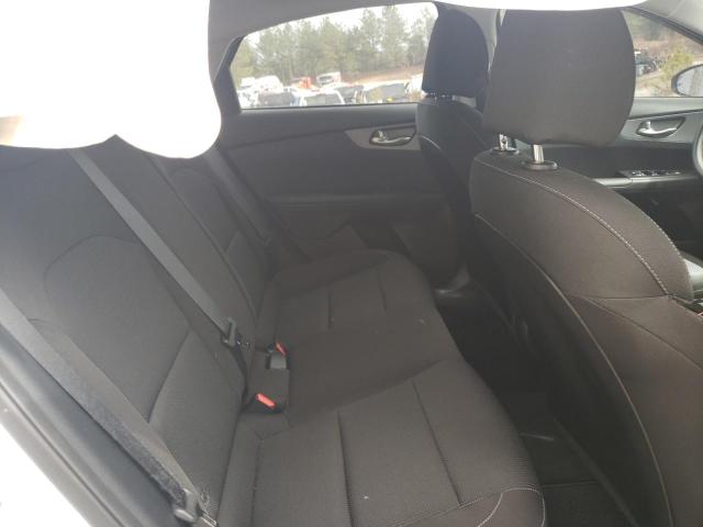 Photo 10 from auction – 2021 KIA FORTE FE with VIN 3KPF24AD3ME368957