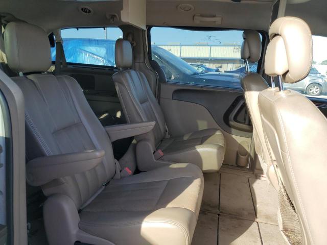 Photo 11 from auction – 2012 CHRYSLER TOWN & COU with VIN 2C4RC1CG0CR162220