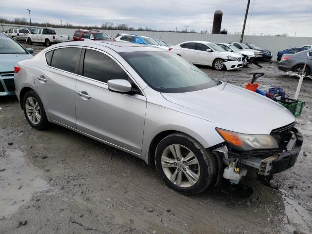 Photo 4 from auction – 2013 ACURA ILX 20 with VIN 19VDE1F30DE017588