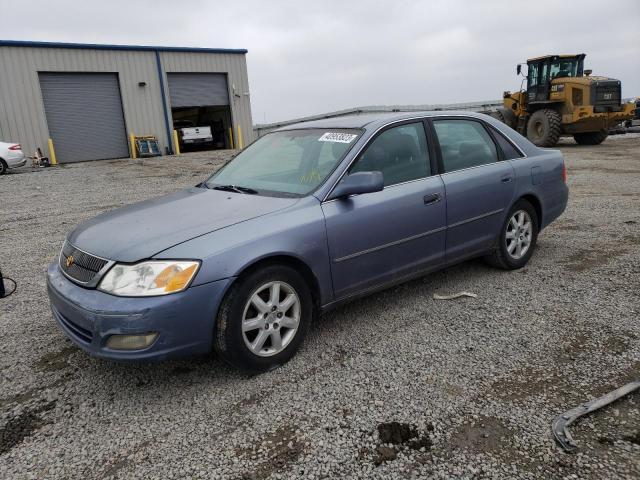 TOYOTA AVALON XL 2000 with VIN 4T1BF28B4YU044561 - Photo from auction