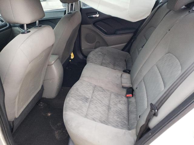 Photo 10 from auction – 2015 KIA FORTE LX with VIN KNAFK4A61F5391778