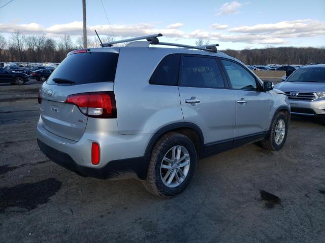 Photo 3 from auction – 2015 KIA SORENTO LX with VIN 5XYKTDA66FG557749
