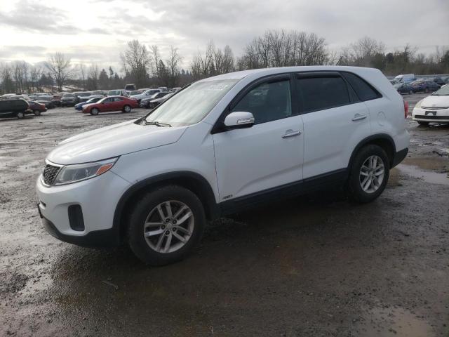 KIA SORENTO LX 2015 with VIN 5XYKTCA63FG552471 - Photo from auction