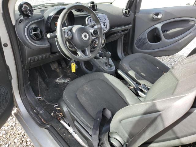 Photo 8 from auction – 2016 SMART FORTWO with VIN WMEFJ5DA4GK078854