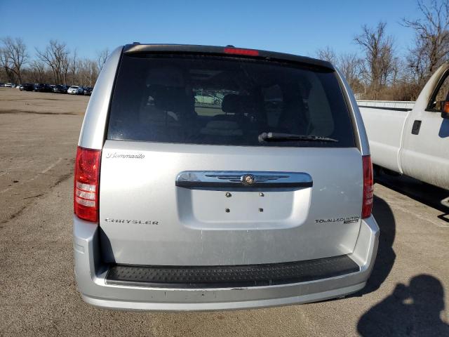 Photo 6 from auction – 2010 CHRYSLER TOWN & COU with VIN 2A4RR5D18AR463308