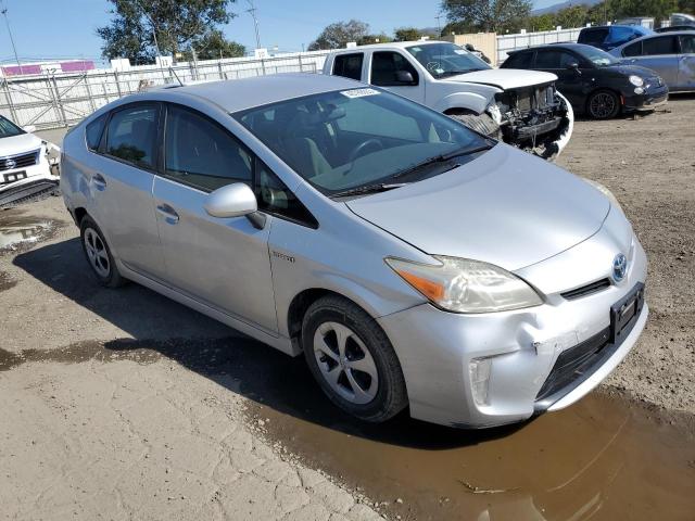 Photo 4 from auction – 2014 TOYOTA PRIUS with VIN JTDKN3DU2E0378594