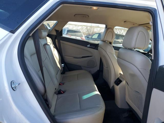 Photo 11 from auction – 2017 HYUNDAI TUCSON LIM with VIN KM8J3CA27HU458812