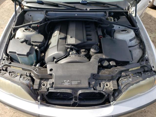Photo 11 from auction – 2002 BMW 325 I with VIN WBAEV33462KL67478