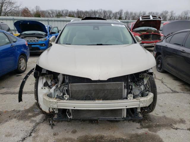 Photo 5 from auction – 2017 LINCOLN MKX RESERV with VIN 2LMPJ6LRXHBL50142