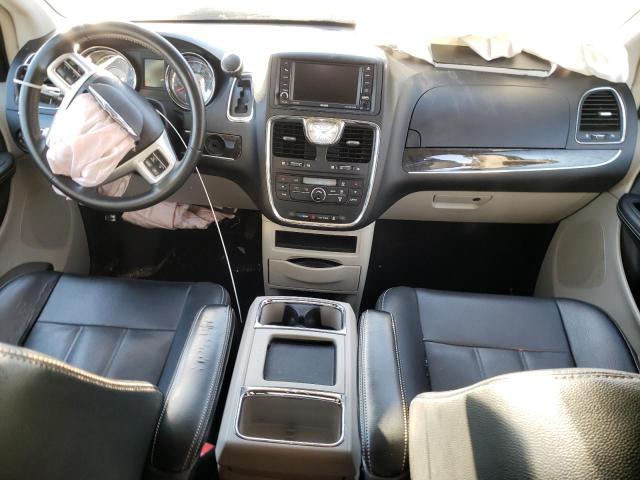 Photo 8 from auction – 2016 CHRYSLER TOWN & COU with VIN 2C4RC1BG2GR214549