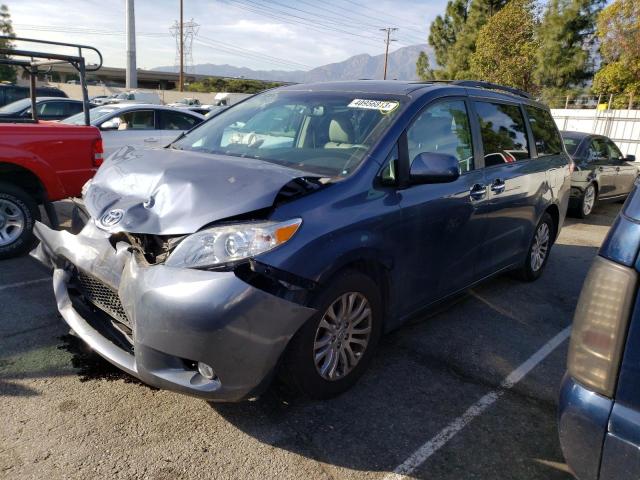 TOYOTA SIENNA XLE 2017 with VIN 5TDYZ3DC7HS844947 - Photo from auction