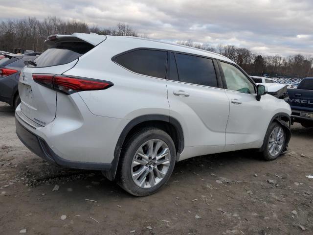 Photo 3 from auction – 2022 TOYOTA HIGHLANDER with VIN 5TDDZRBH0NS191616