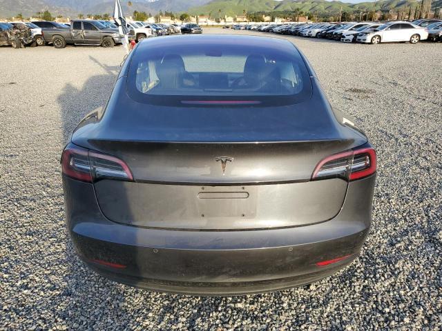 Photo 6 from auction – 2018 TESLA MODEL 3 with VIN 5YJ3E1EA7JF010808