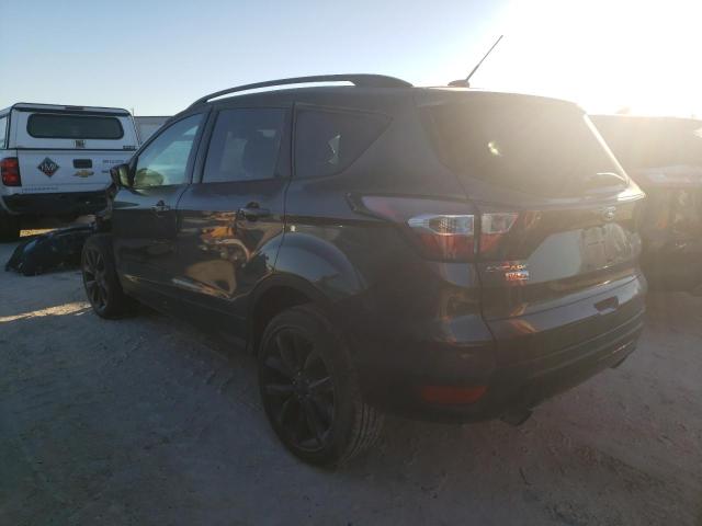 Photo 2 from auction – 2017 FORD ESCAPE SE with VIN 1FMCU9GD2HUA03173