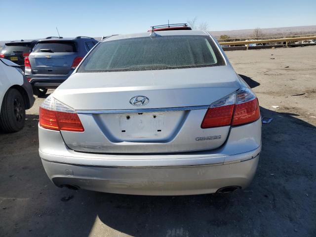 Photo 6 from auction – 2011 HYUNDAI GENESIS 3. with VIN KMHGC4DE2BU117380