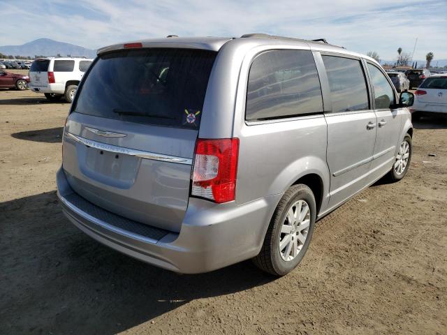 Photo 3 from auction – 2015 CHRYSLER TOWN & COU with VIN 2C4RC1BG2FR696275