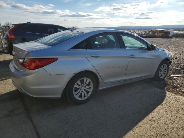 Photo 3 from auction – 2012 HYUNDAI SONATA GLS with VIN 5NPEB4AC6CH408249