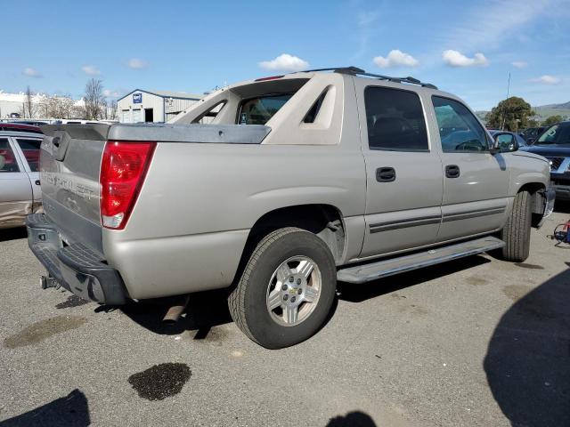 Photo 3 from auction – 2005 CHEVROLET AVALANCHE with VIN 3GNEC12Z25G209667