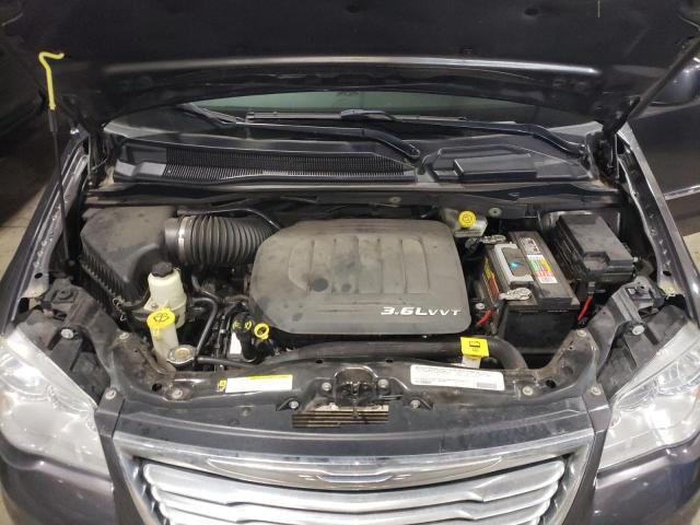 Photo 11 from auction – 2015 CHRYSLER TOWN & COU with VIN 2C4RC1BG6FR644633