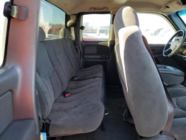 Photo 10 from auction – 2004 CHEVROLET SILVERADO with VIN 2GCEK19T641236830
