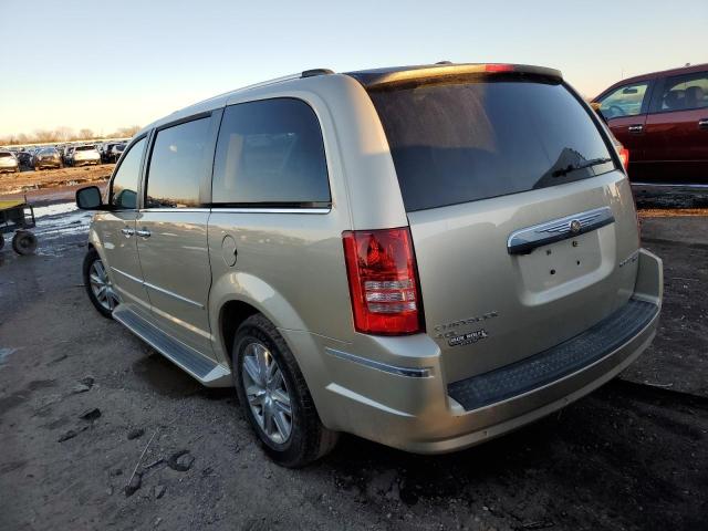 Photo 2 from auction – 2010 CHRYSLER TOWN & COU with VIN 2A4RR7DXXAR442539