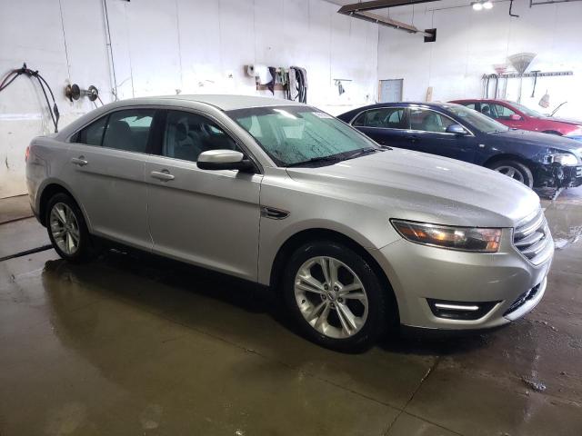 Photo 4 from auction – 2016 FORD TAURUS SEL with VIN 1FAHP2H83GG115882