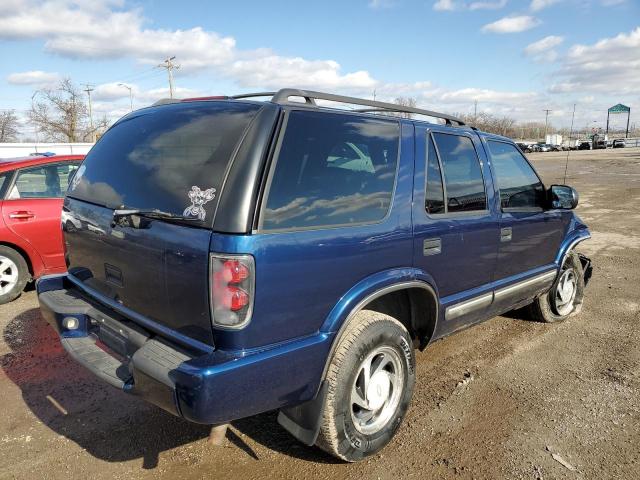 Photo 3 from auction – 2001 CHEVROLET BLAZER with VIN 1GNDT13W012159838