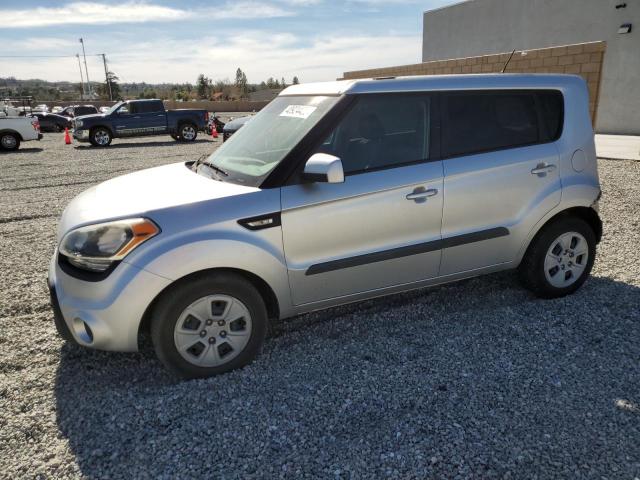 KIA SOUL 2013 مع رقم تعريف المركبة KNDJT2A52D7560441 - صورة من المزاد