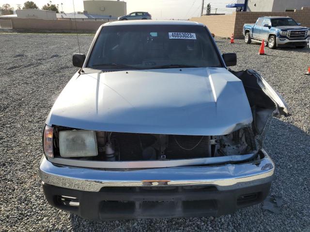 Foto 5 de la subasta – 2000 NISSAN FRONTIER con VIN 1N6DD21S8YC415852