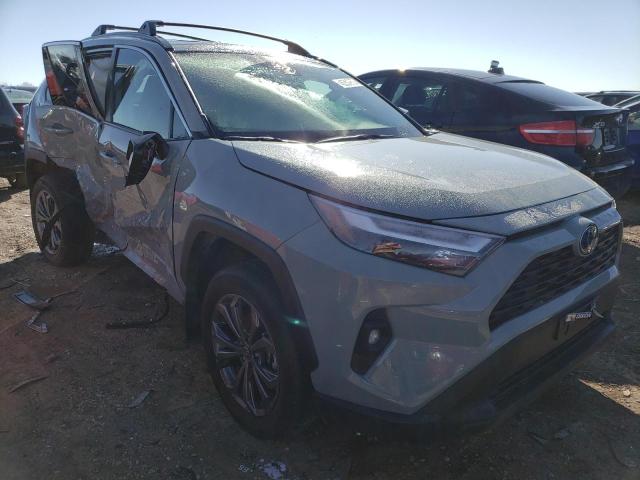 Photo 4 from auction – 2022 TOYOTA RAV4 XLE P with VIN 4T3B6RFV7NU075845