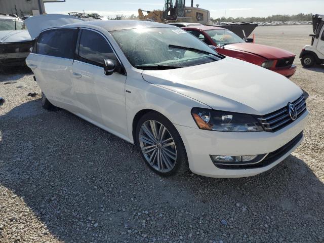 Photo 4 from auction – 2015 VOLKSWAGEN PASSAT SE with VIN 1VWBT7A3XFC048529