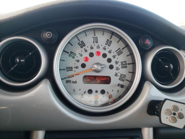 Photo 9 from auction – 2003 MINI COOPER with VIN WMWRC33443TE16988
