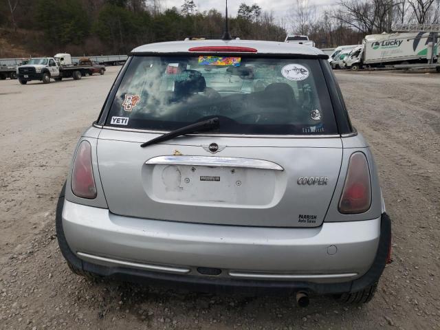 Photo 6 from auction – 2005 MINI COOPER with VIN WMWRC33425TC57858