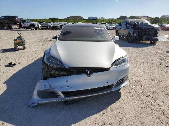 Photo 5 from auction – 2018 TESLA MODEL S with VIN 5YJSA1E27JF270108