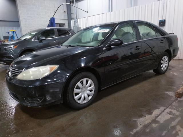 TOYOTA CAMRY LE 2005 with VIN 4T1BE32K15U018108 - Photo from auction