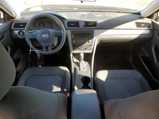Photo 8 from auction – 2015 VOLKSWAGEN PASSAT S with VIN 1VWAT7A34FC065399