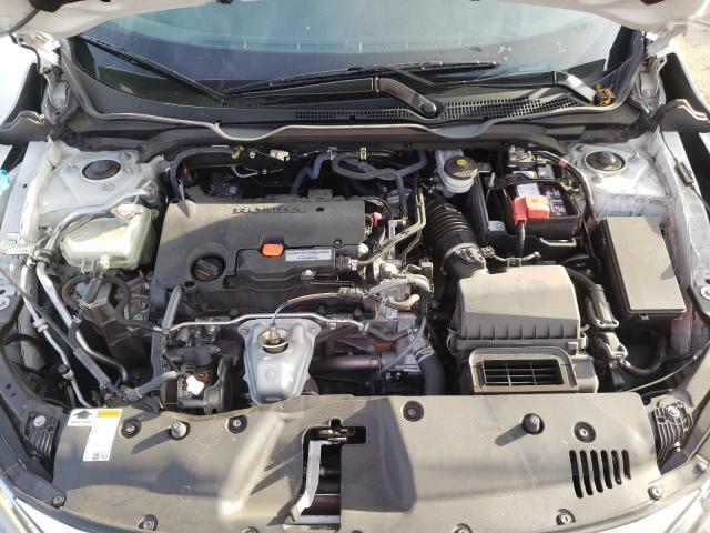 Photo 11 from auction – 2017 HONDA CIVIC LX with VIN 2HGFC2F50HH529652
