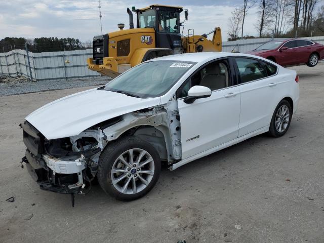 FORD FUSION SE 2017 with VIN 3FA6P0LU4HR266143 - Photo from auction